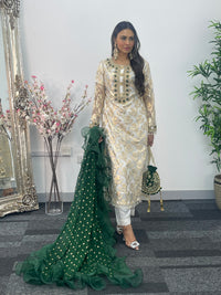 Laila- Banarasi
