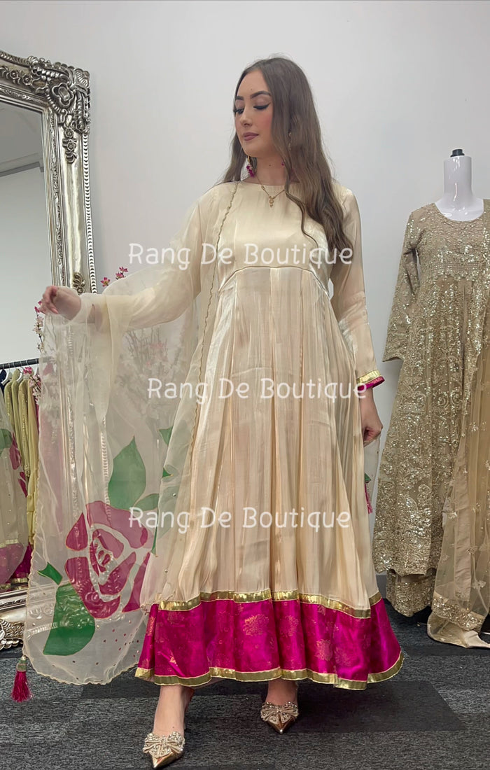 Noor bano - Gold Pishwas with Hand Painted Dupatta -