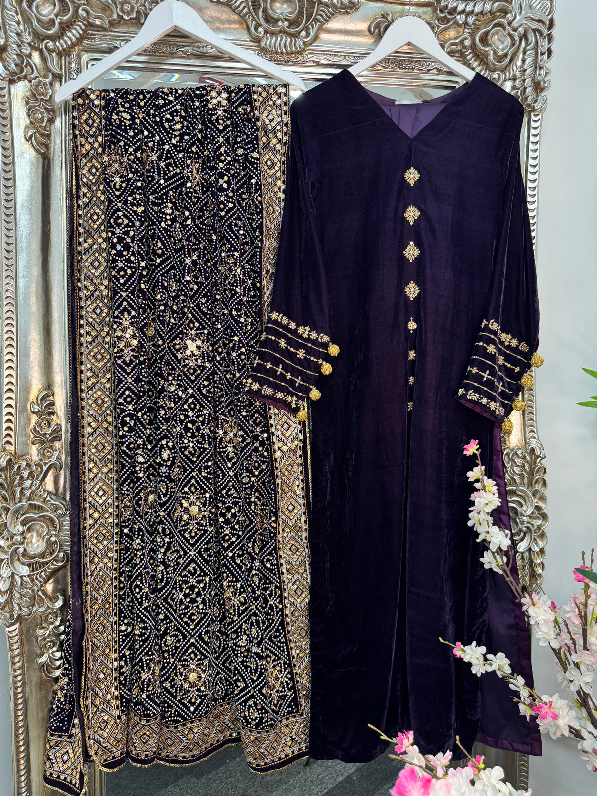 Komal - Velvet - Plum Purple