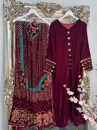 Komal - Velvet - Maroon