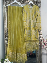 Maria B Inspired - Luxury Lawn 25 -