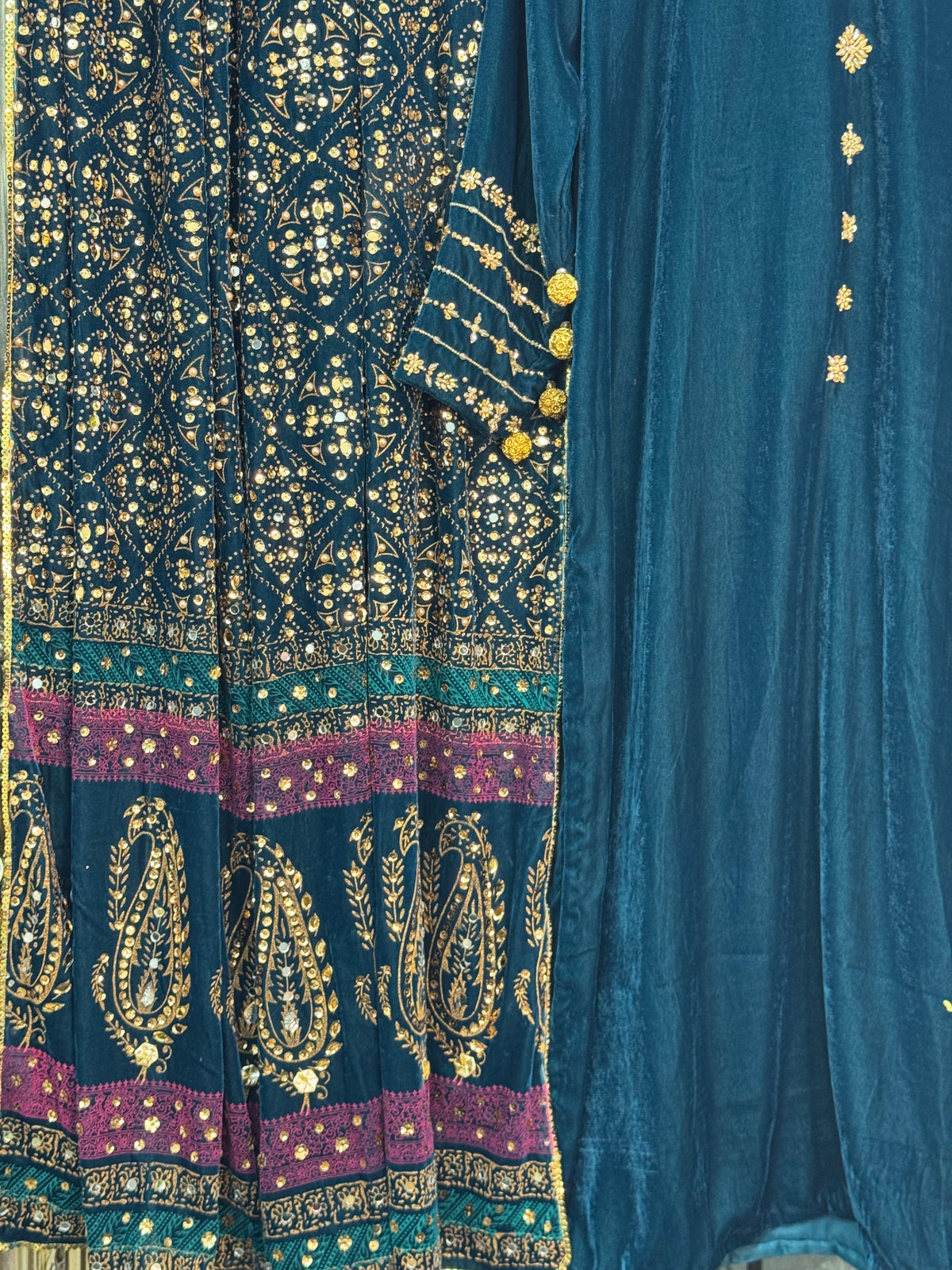 Komal - Velvet - Teal Green