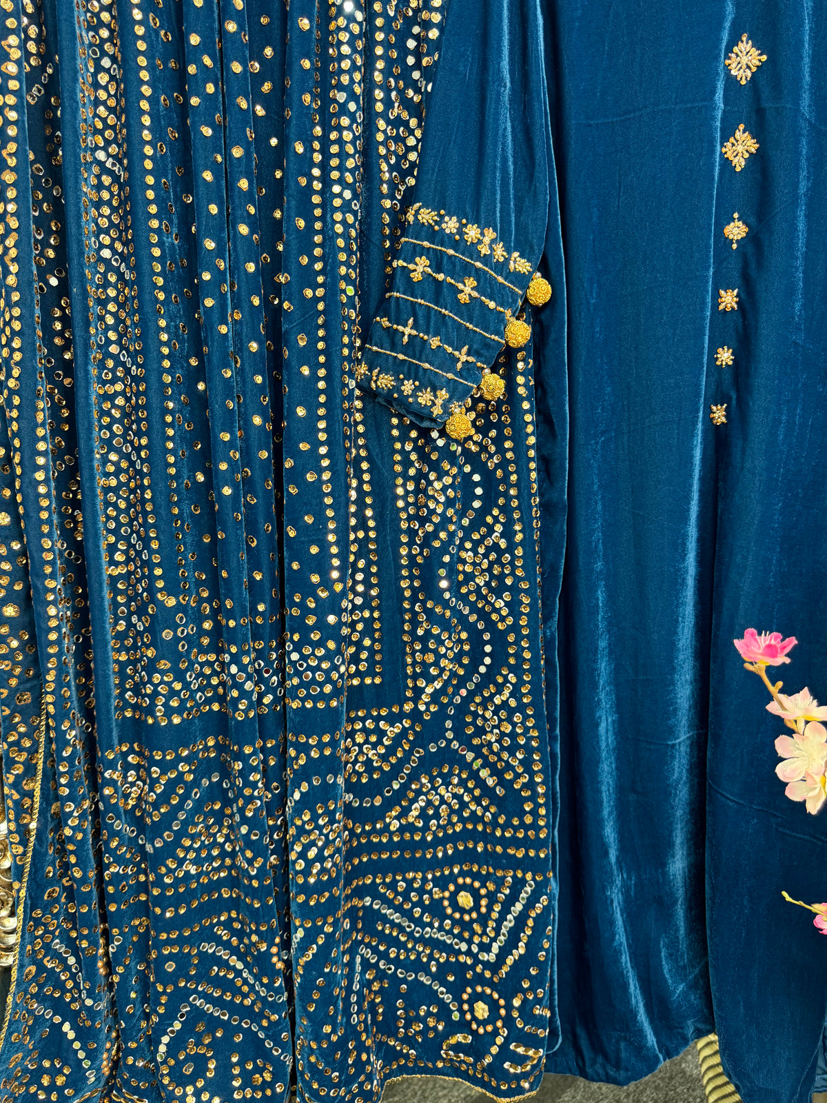 Komal - Velvet - Teal Blue