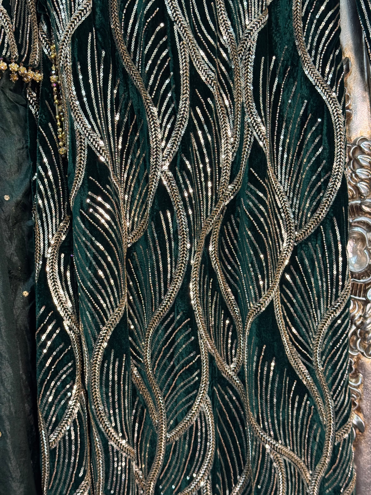 Pia - Cutdana Velvet- Green -