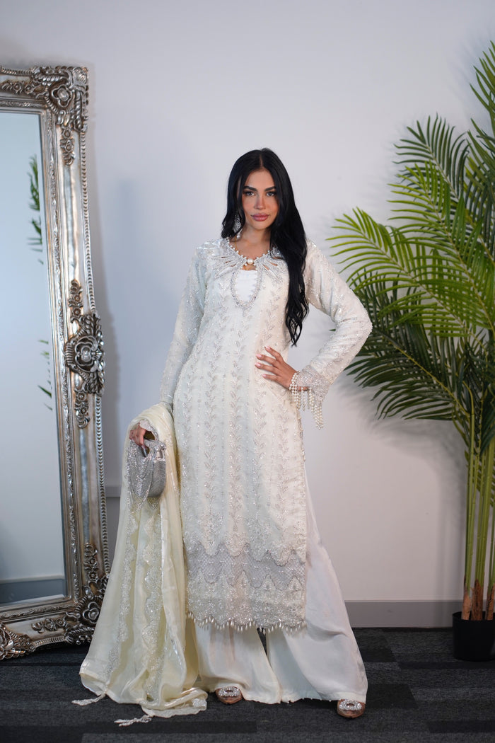 Choori - cutdana - ivory