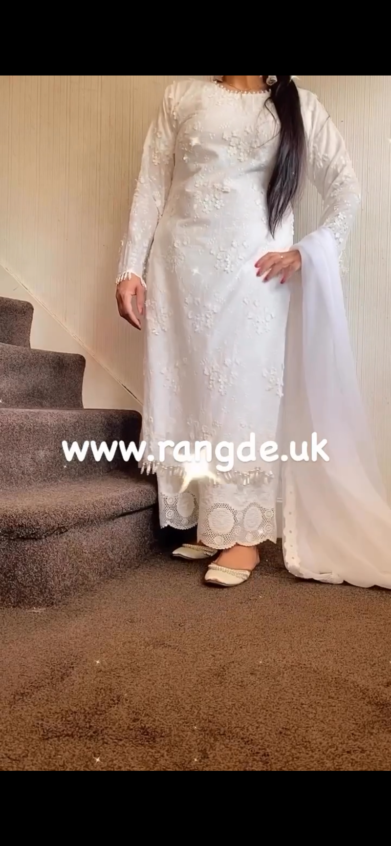 Pakiza White (preorder 4 weeks)
