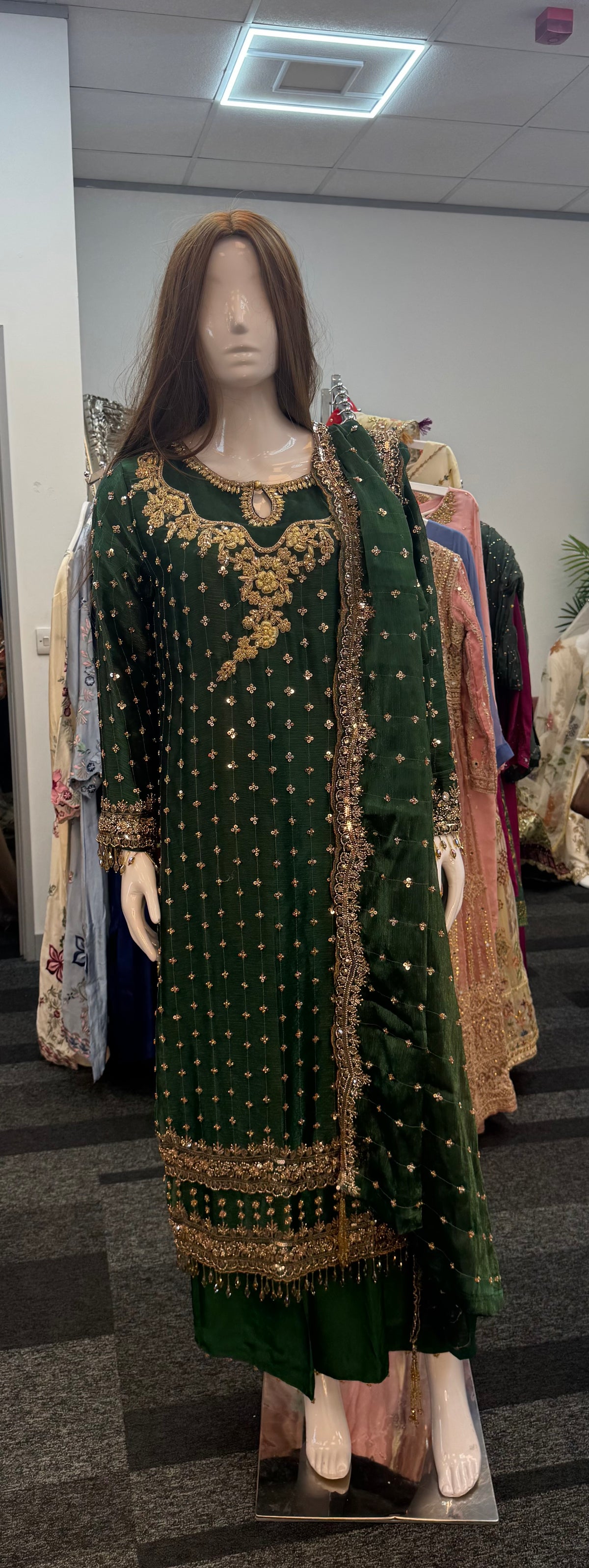 Parwana - Green - Cutdana