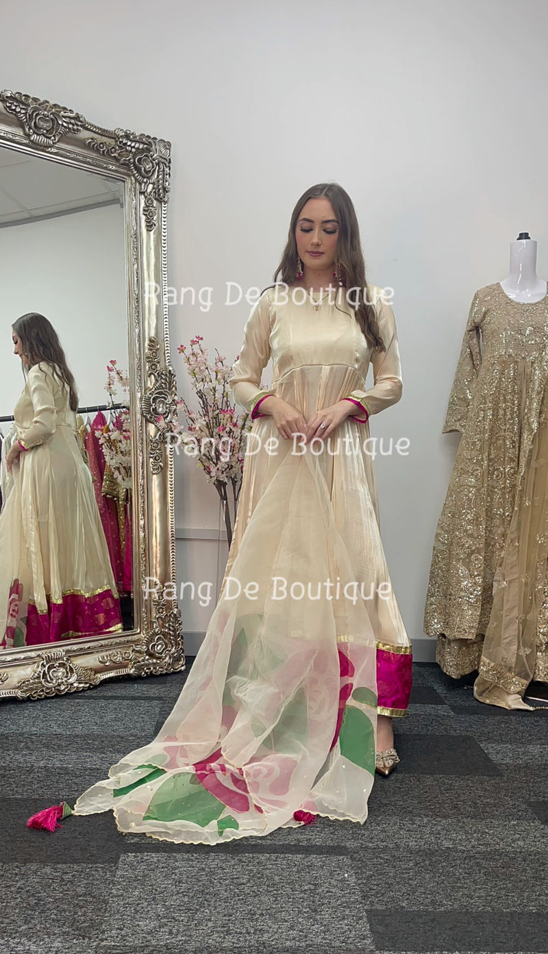 Noor bano - Gold Pishwas with Hand Painted Dupatta -