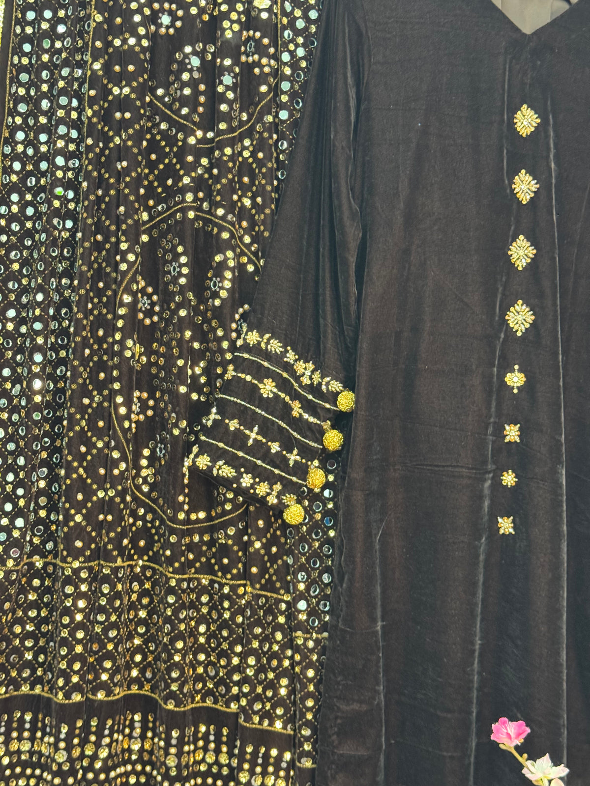 Komal - Velvet - Chocolate Brown