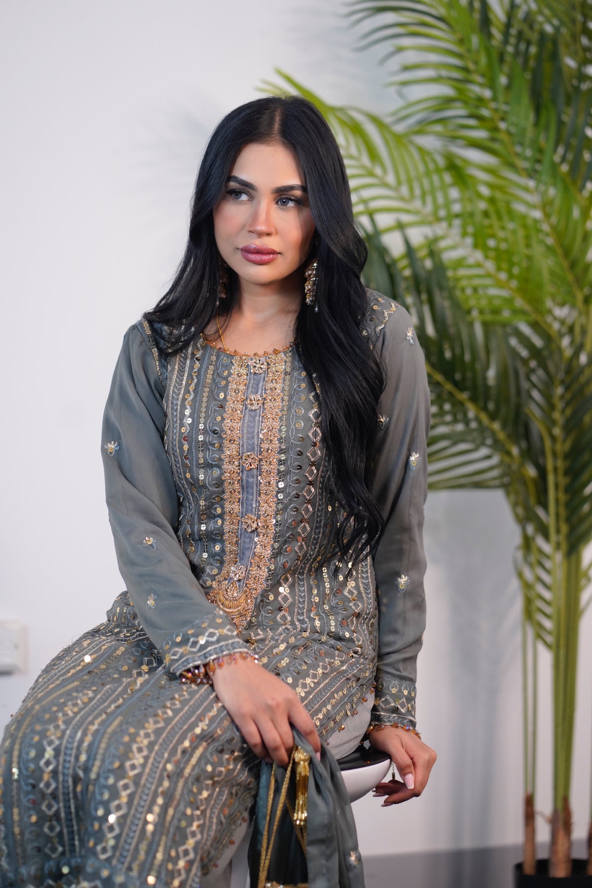 Noori - Gray