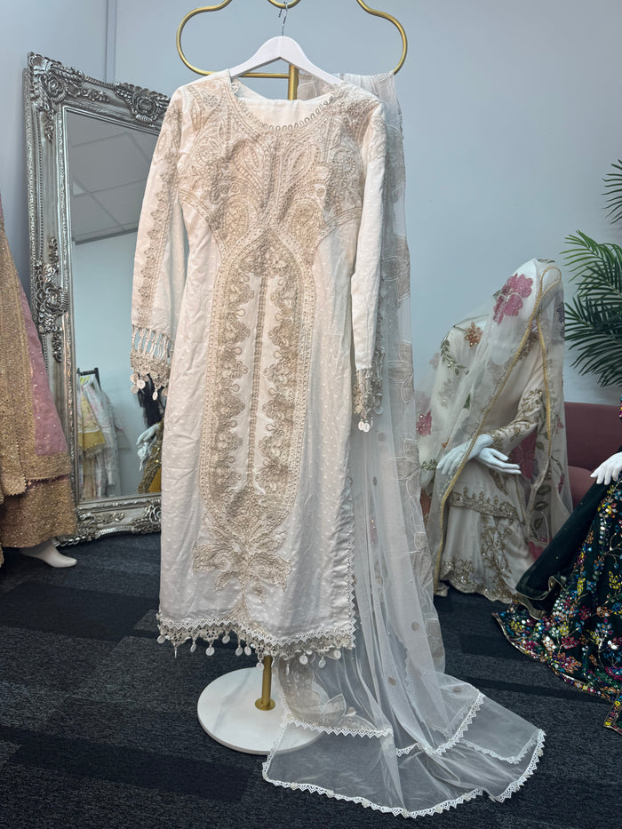 Maria B Luxury Lawn - 2026 - White