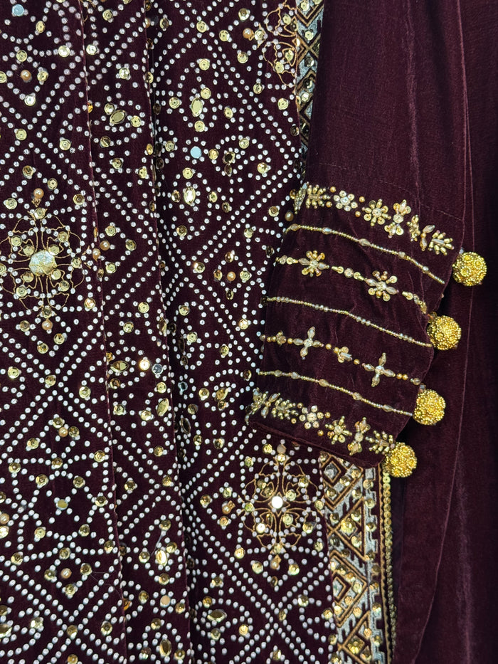 Komal - Velvet - Burgundy