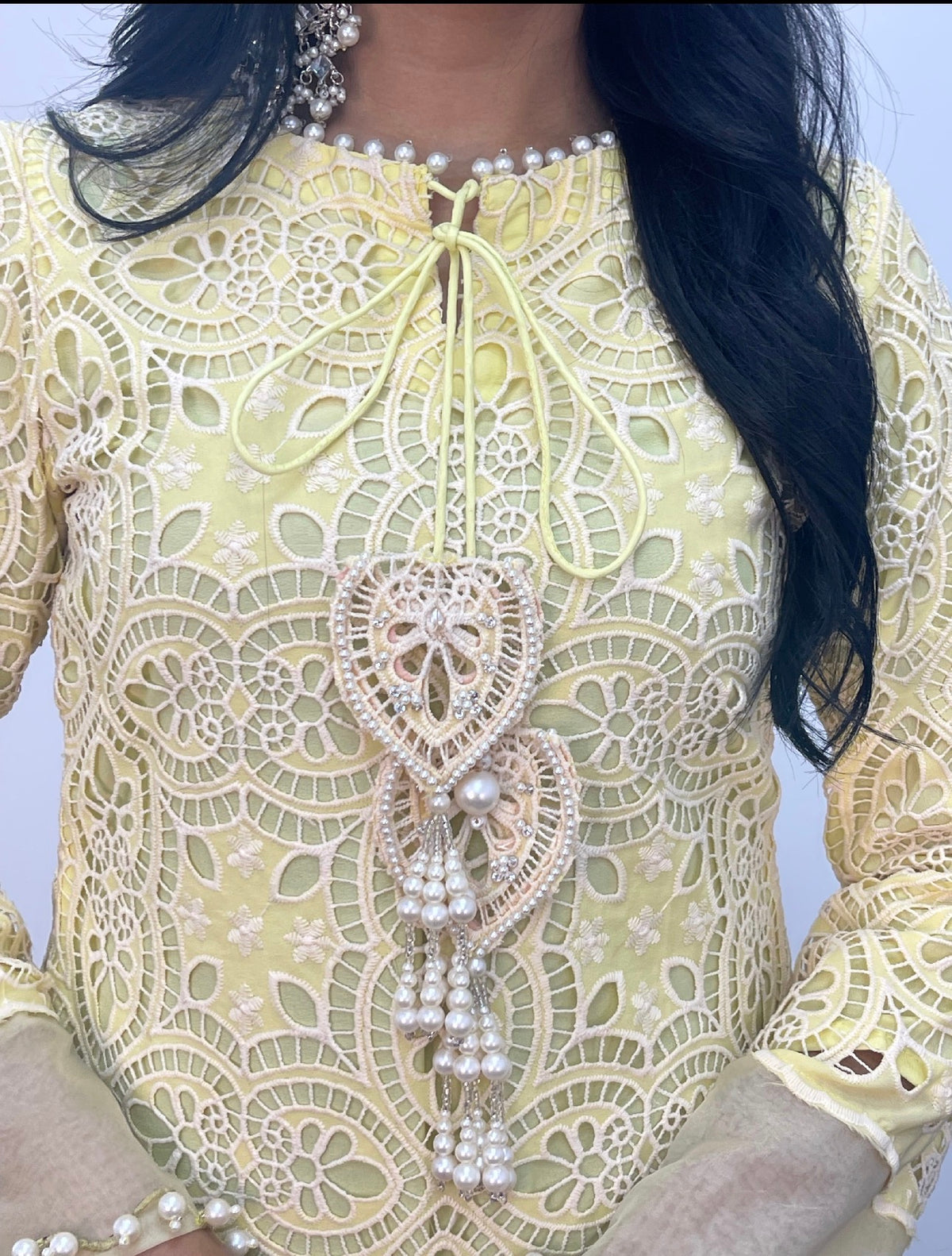 Mano - Luxury Chikankaari