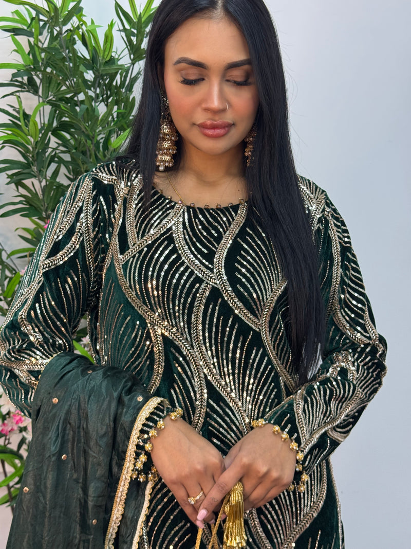 Pia - Cutdana Velvet- Green -