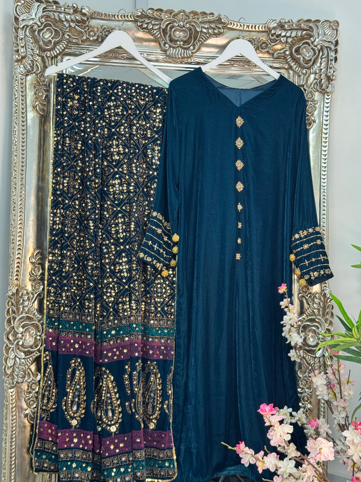 Komal - Velvet - Teal Green