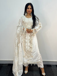 Maria B Luxury Lawn - 2026 - White