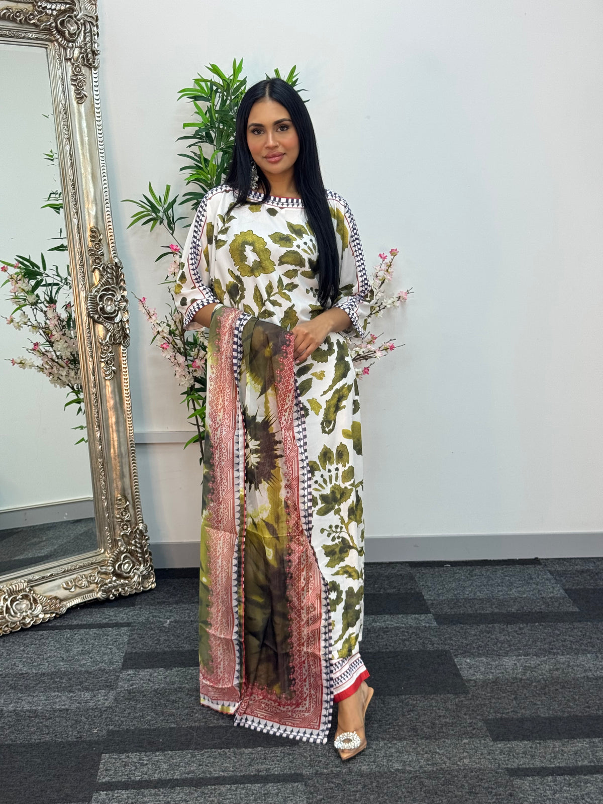 Swiss silk printed kaftan style dress - Green Kaftaan - 3pc