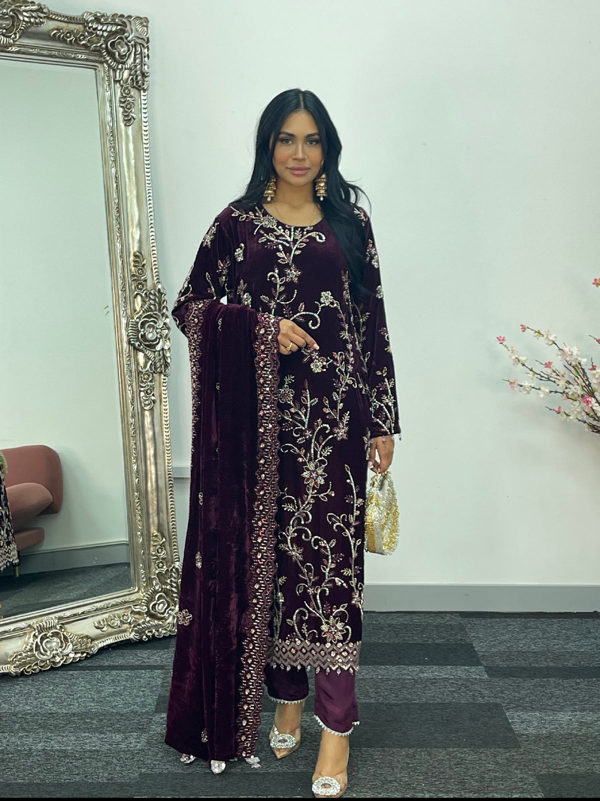 “Makhmal” Plum Velvet Cutdana - Party Wedding Outfit - AA