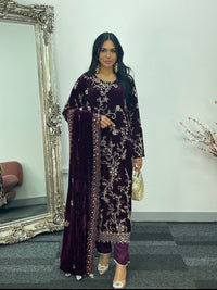 “Makhmal” Plum Velvet Cutdana - Party Wedding Outfit - AA