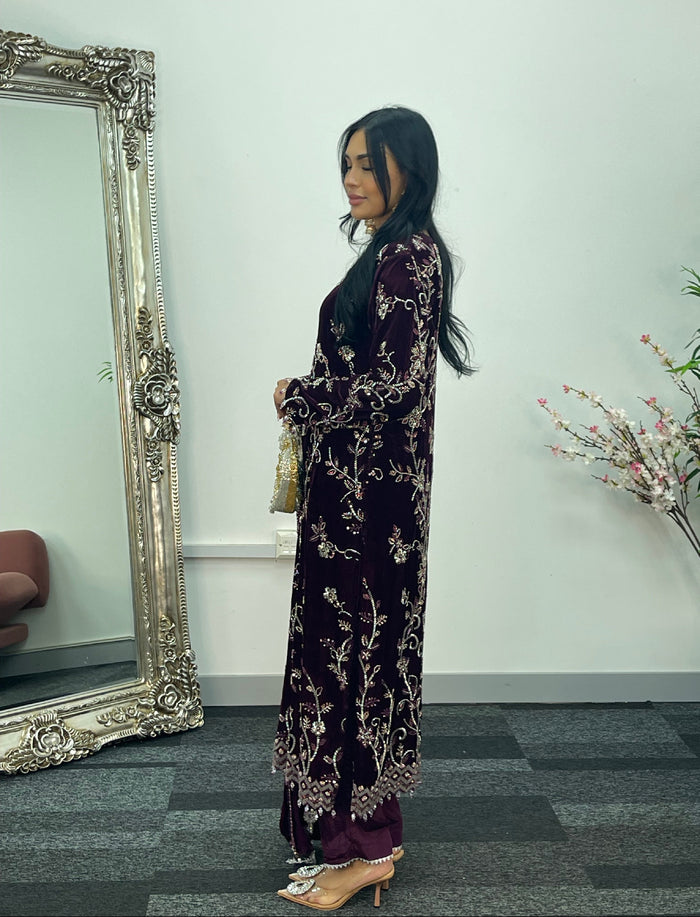 “Makhmal” Plum Velvet Cutdana - Party Wedding Outfit - AA