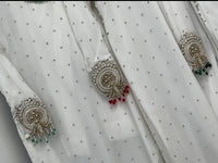 Laila- White - T