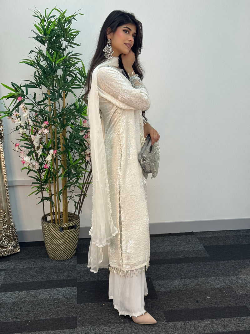 Jheel - White Plachi