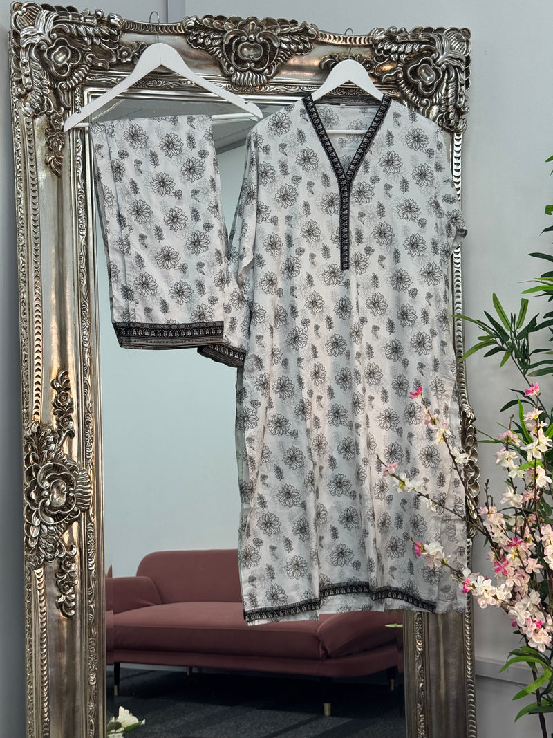 Daily Wear - 2pc Printed Linen - White