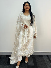 Maria B Luxury Lawn - 2026 - White