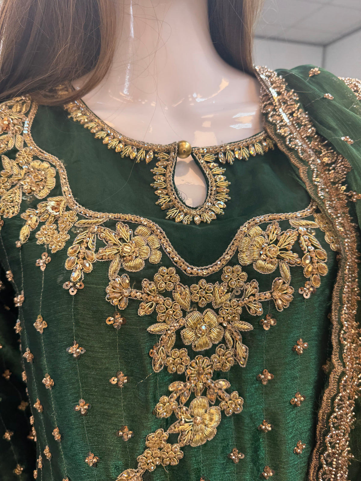 Parwana - Green - Cutdana