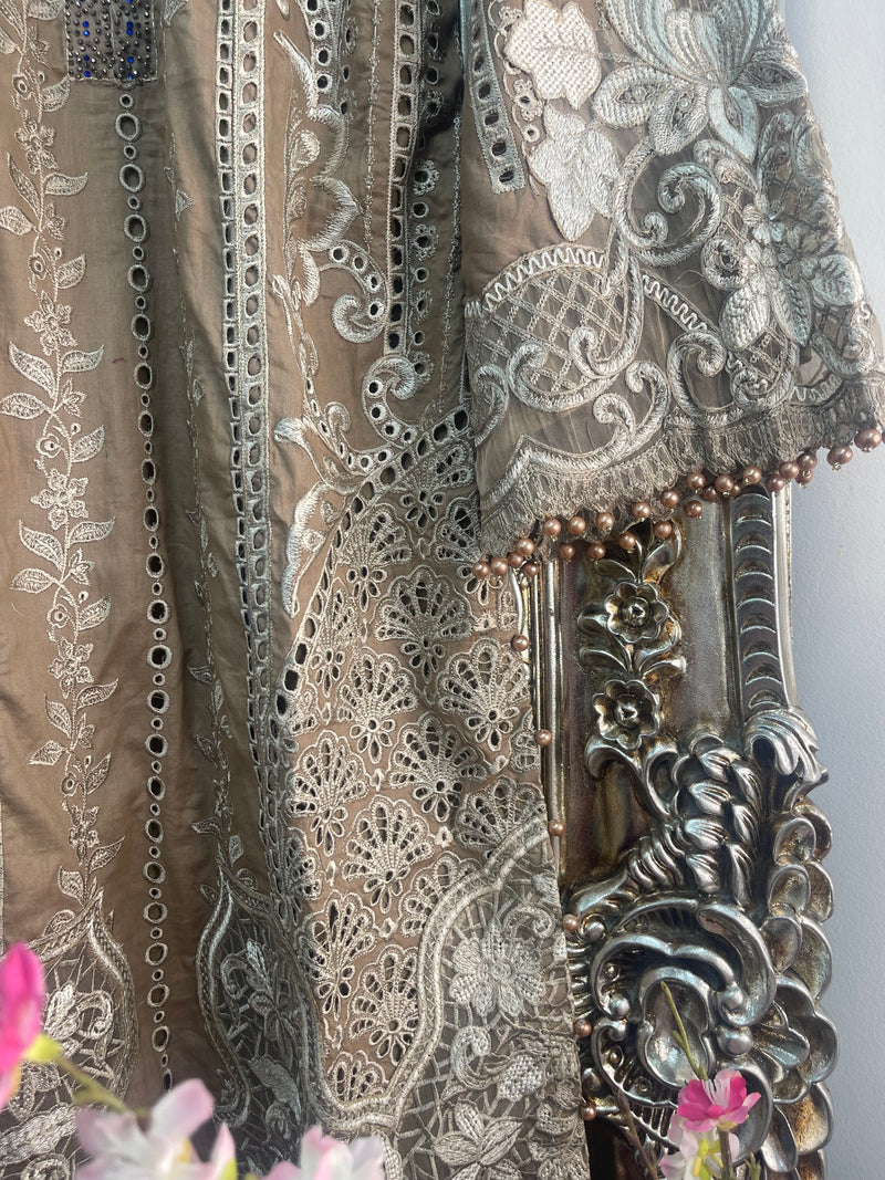Maria B Inspired - Luxury Lawn 25 -