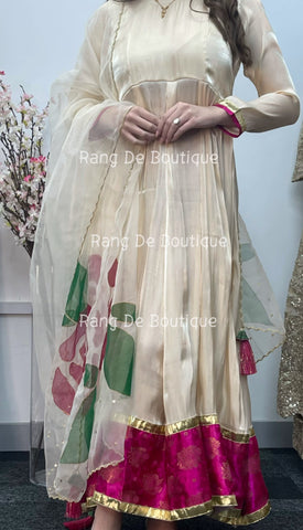 Gul Bano - Gold Pishwas with Hand Painted Dupatta -