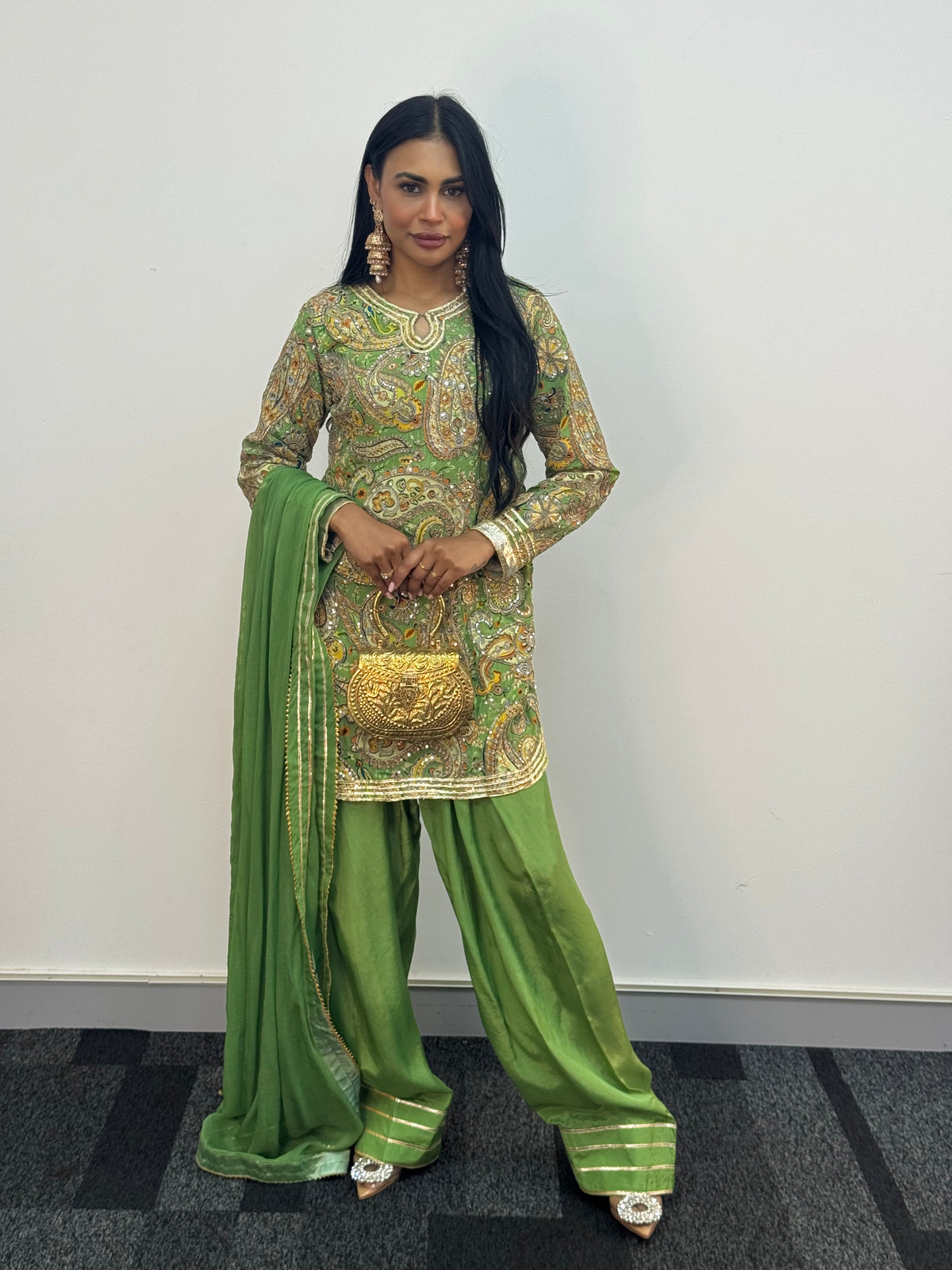 Armani Farshi - Green Paisley