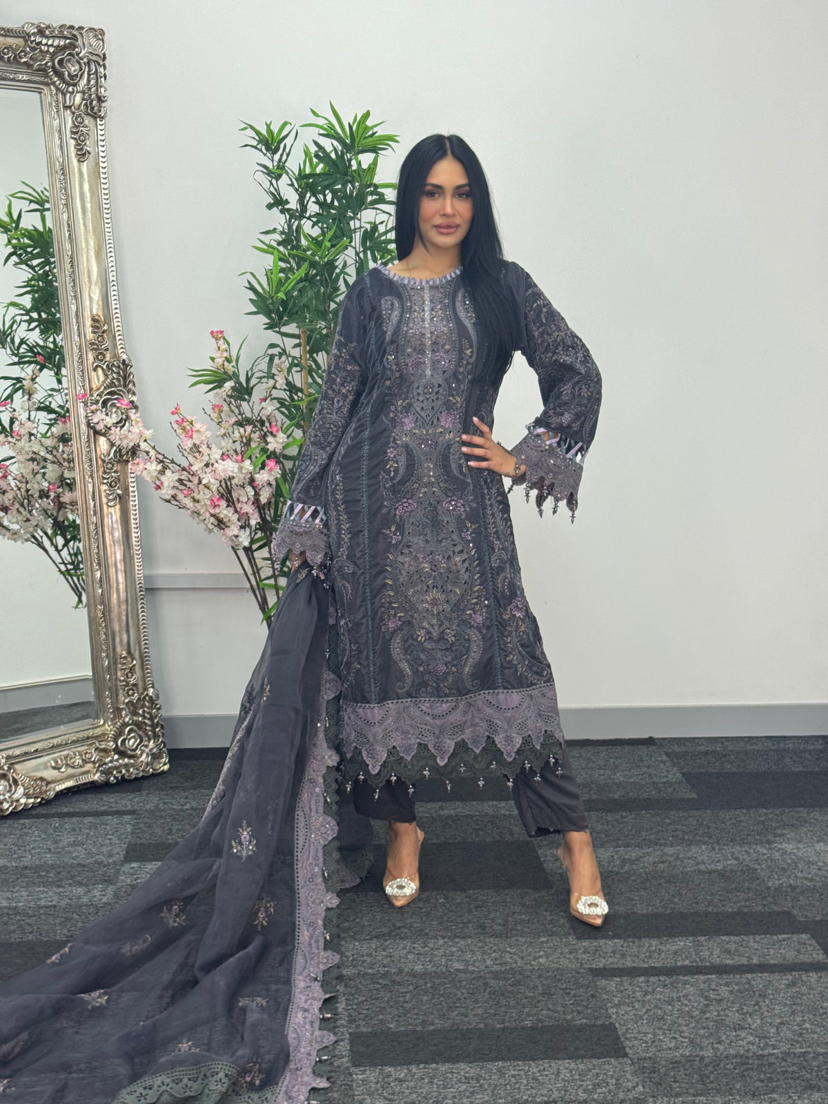 Maria B Luxury Velvet - Gray Purple -