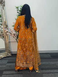 Siyara  - cutdana - Mustard