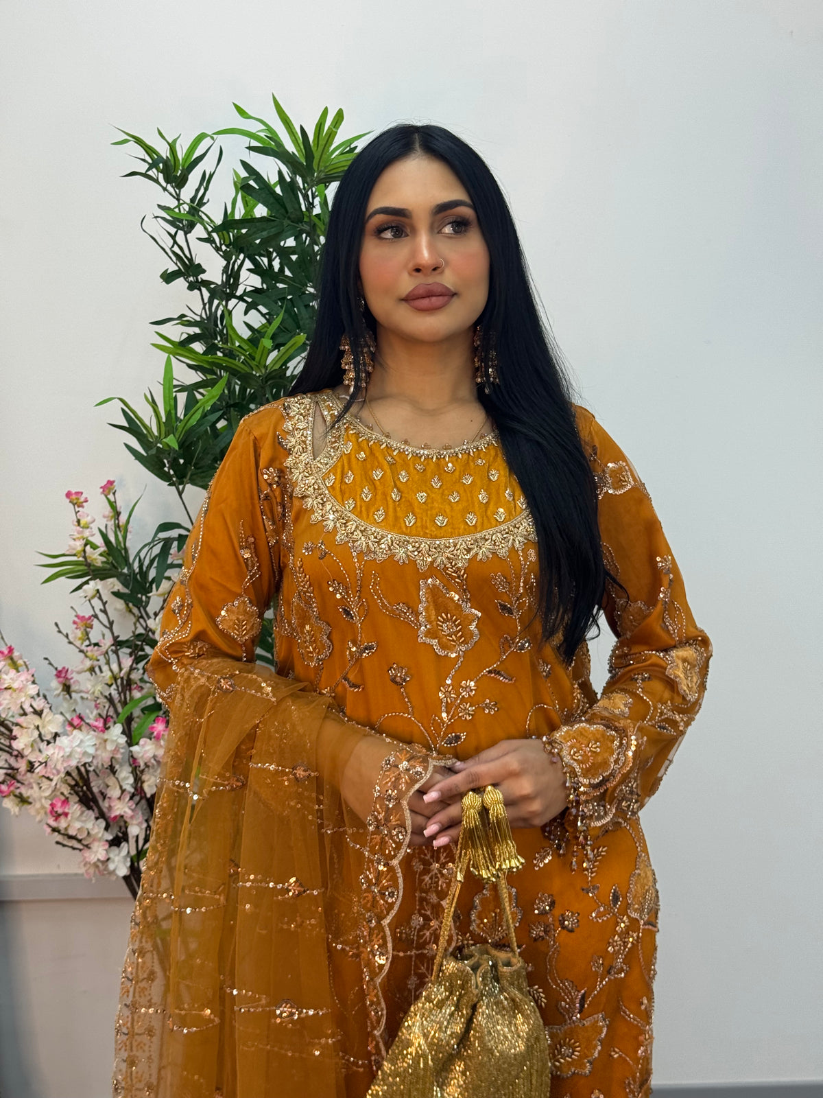 Siyara  - cutdana - Mustard