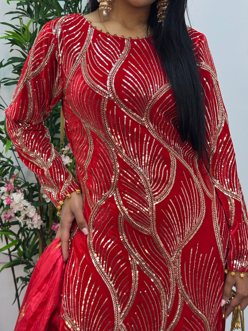 Pia - Cutdana Velvet- Red-