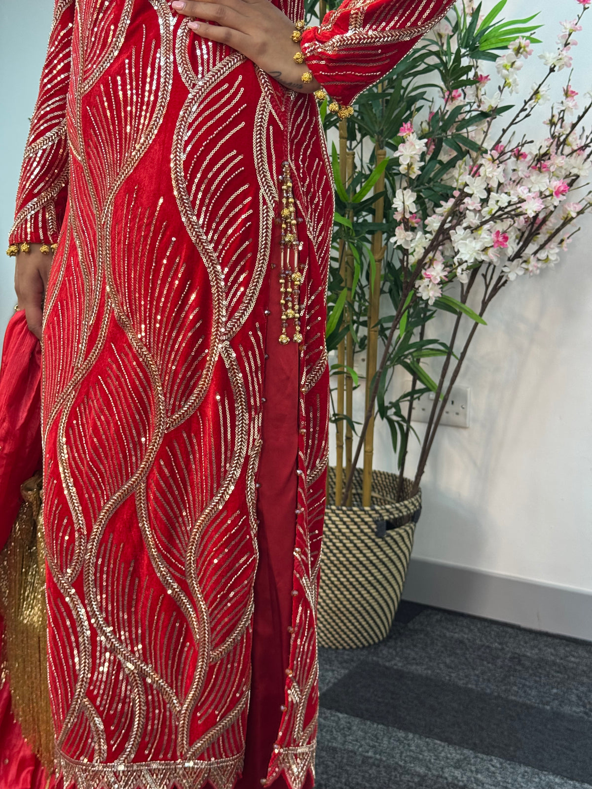 Pia - Cutdana Velvet- Red-