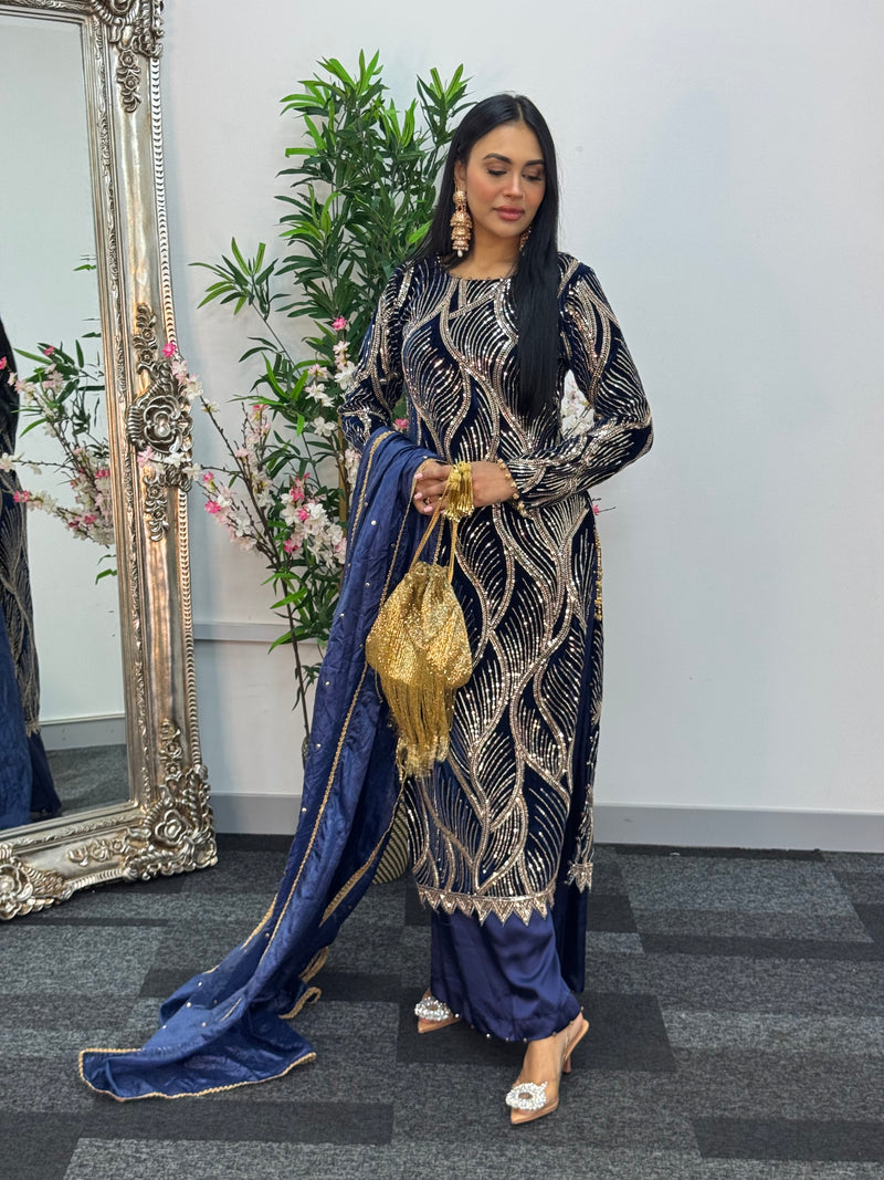 Pia - Cutdana Velvet- Navy