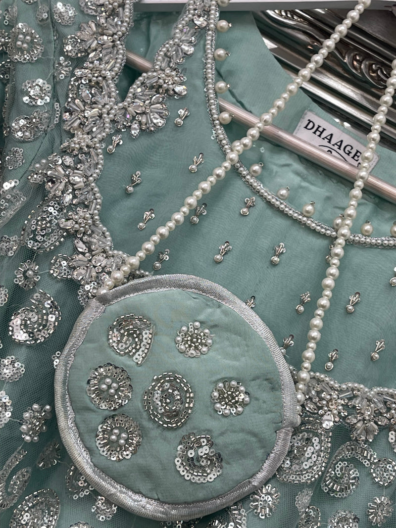 Baali - cutdana - Mint Bali -