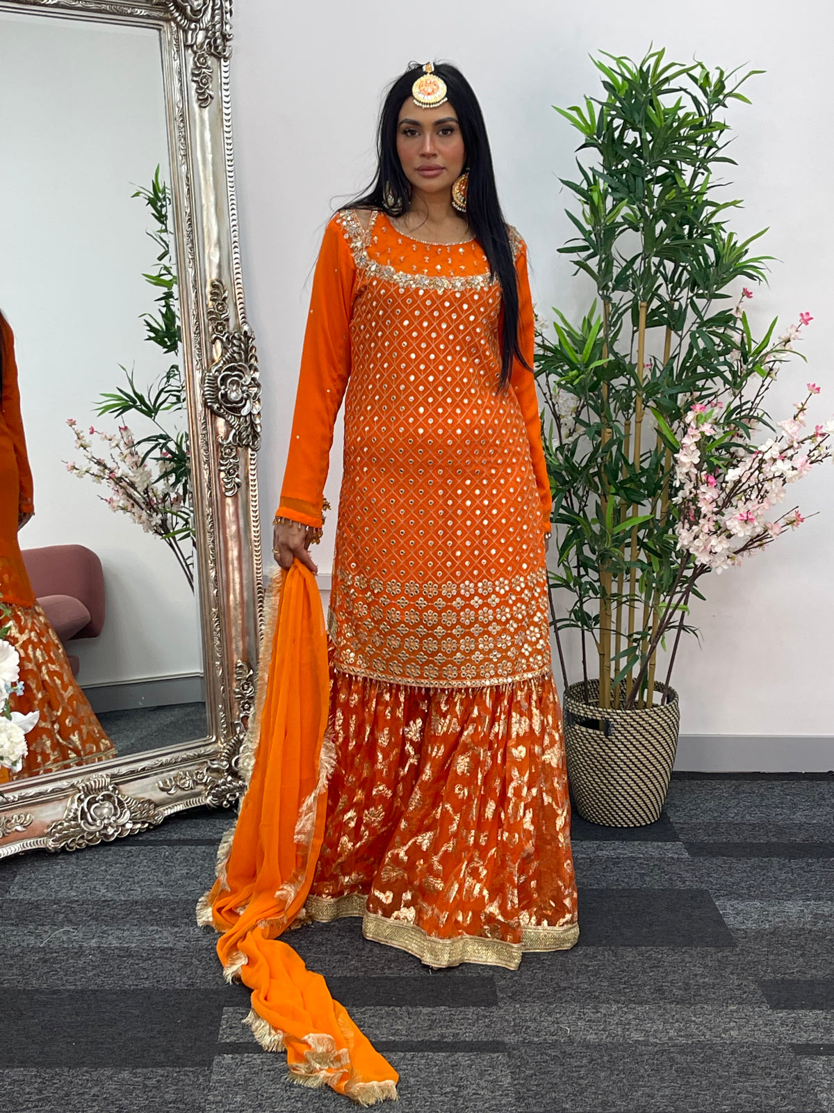 Geet Garara Set - Orange