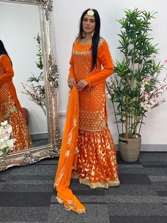 Geet Garara Set - Orange
