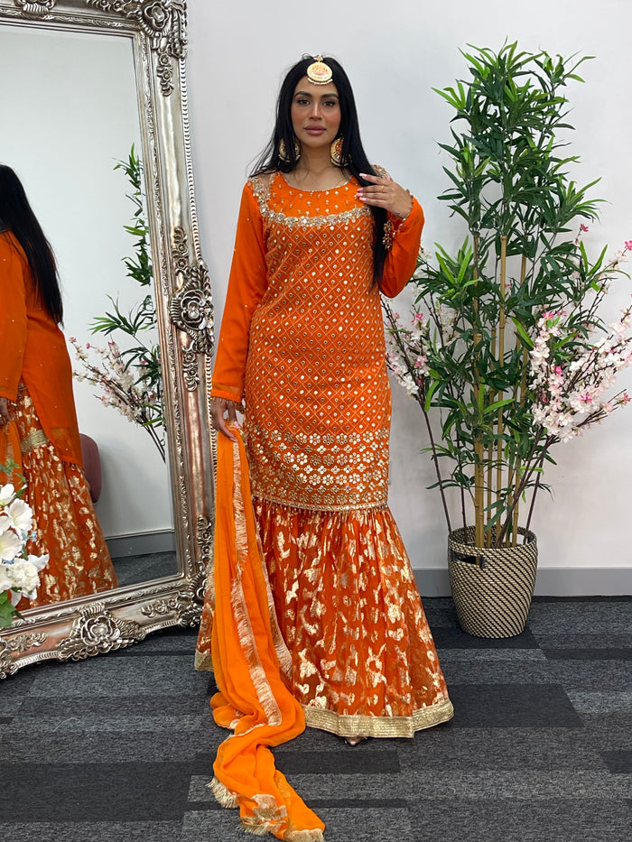 Geet Garara Set - Orange