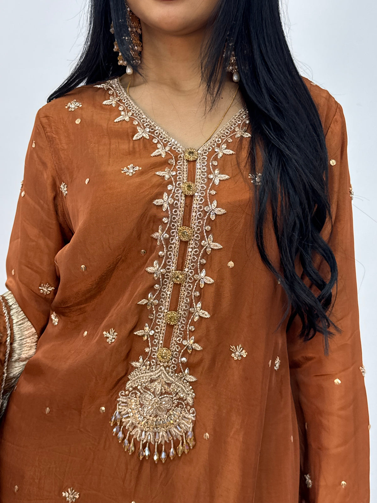 Gota Pati - Brown