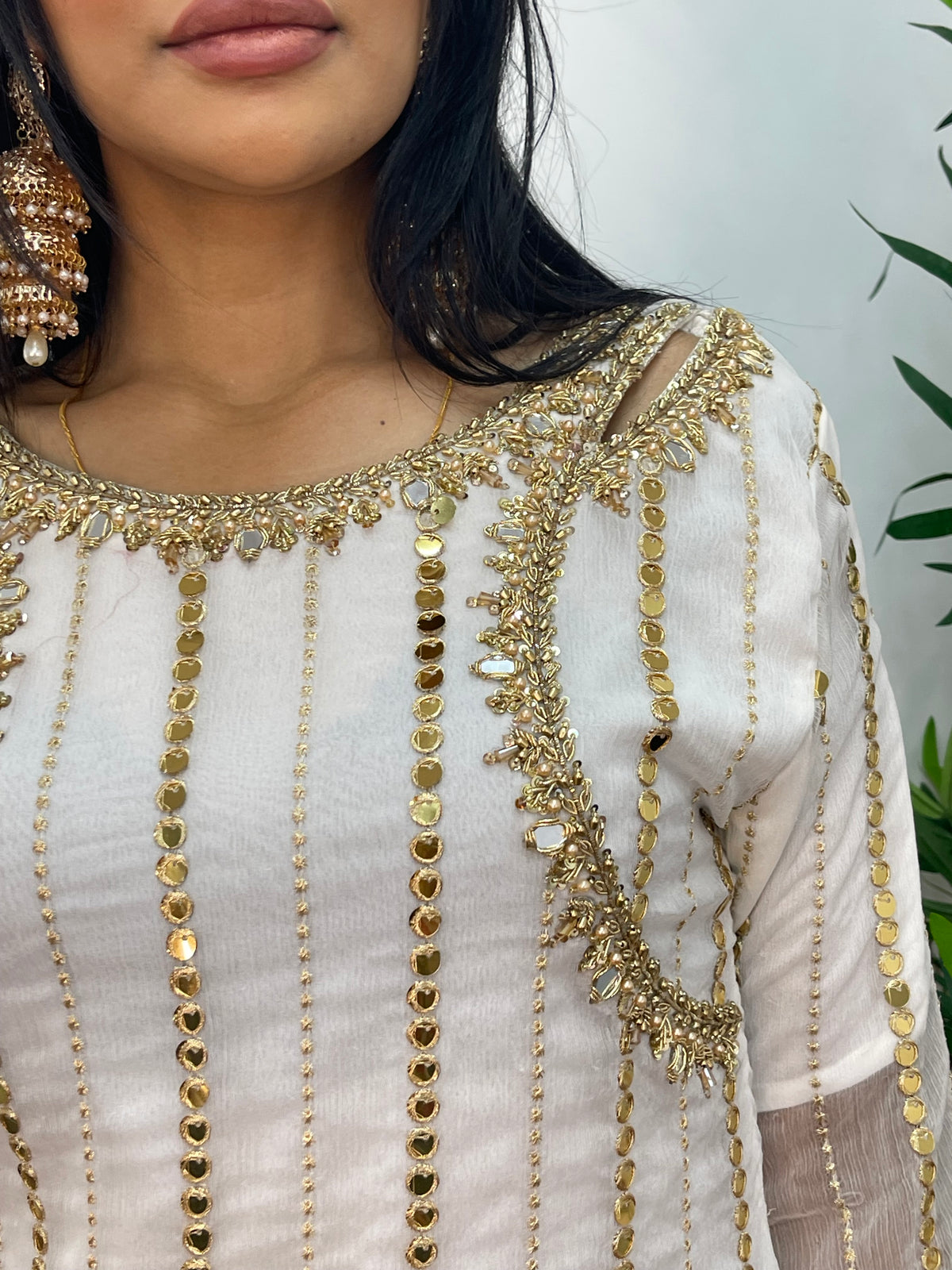 Farshi Garara - Farshee White - J