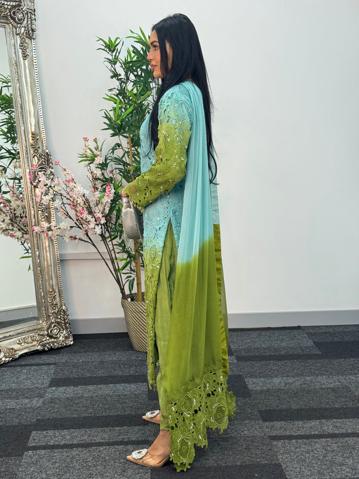 (Preorder) - Parisa -