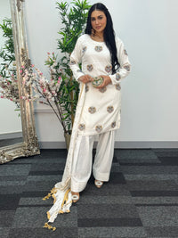 (Preorder Now) Meena Kaari - White