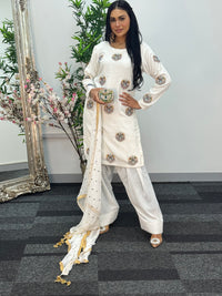 (Preorder Now) Meena Kaari - White