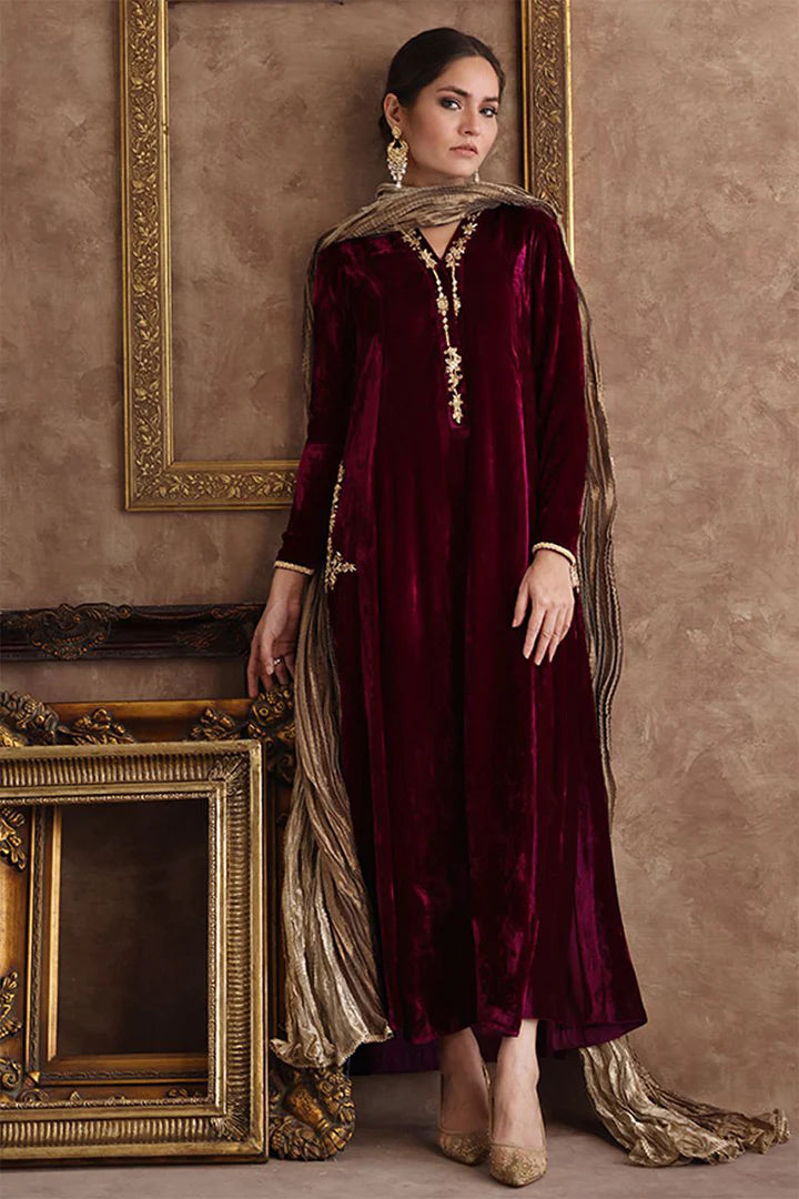 Burgundy Velvet Pret Maroon and Gold Party Wedding Outfit UK 2023