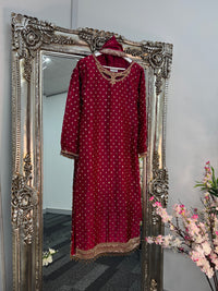 Parwana - maroon / Red