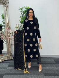 (Preorder ) Meena Kaari - Black